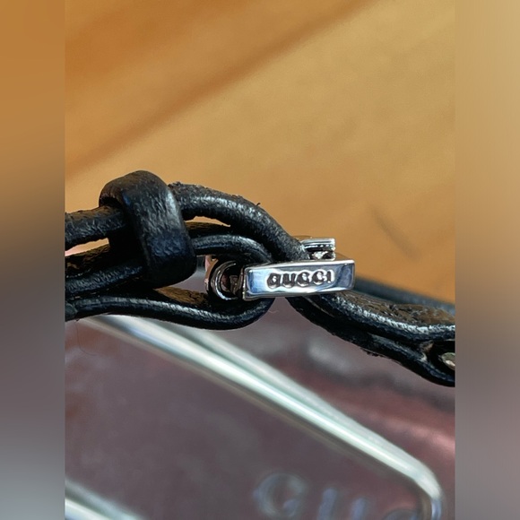 GUCCI Interlocking G Logo Leather T-Strap heel - Picture 2 of 13